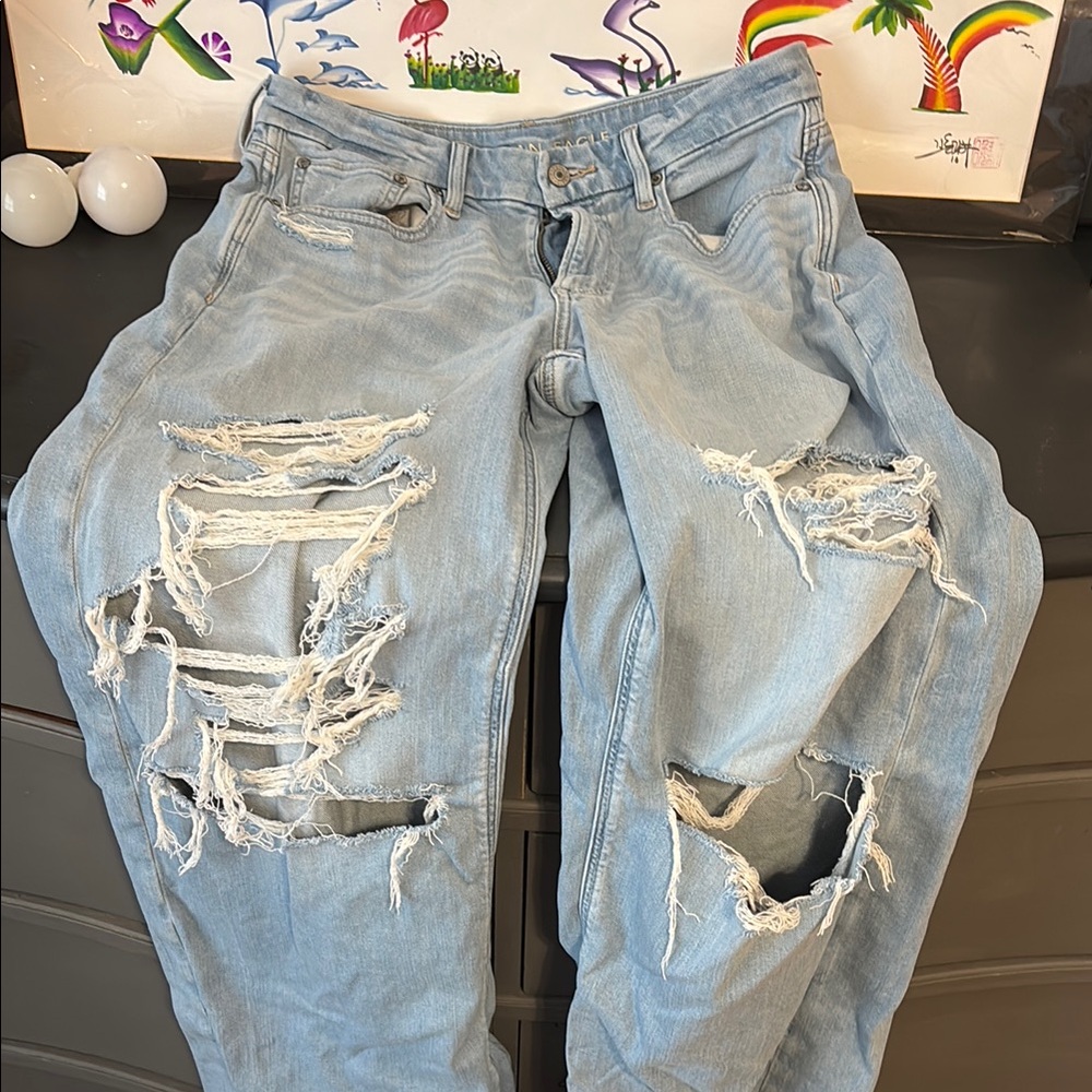 American Eagle Outfitters Blue Distressed Boyfriend Jeans